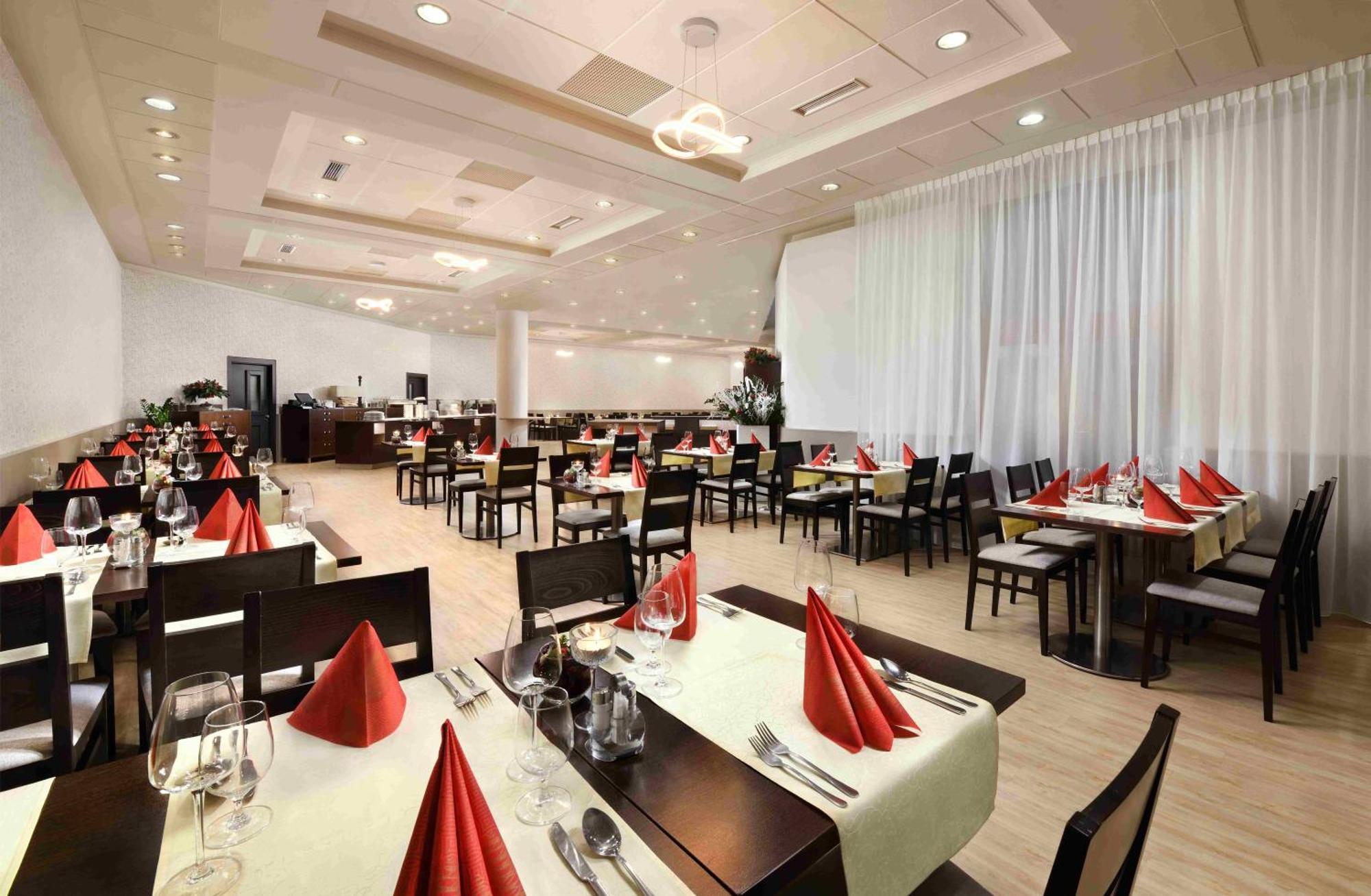 Hotel Grand Jasna Demanovska Dolina Ngoại thất bức ảnh